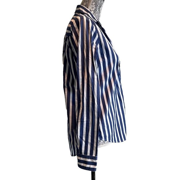 Gap Dress shirt V neck collared Woman’s Small Navy & White stripes fitted - Picture 6 of 12
